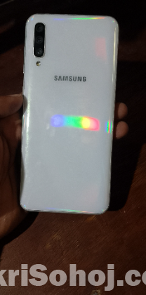 Samsung a50